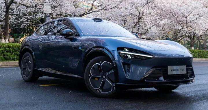 Xiaomi YU7, il crossover che lancia la sfida a Tesla