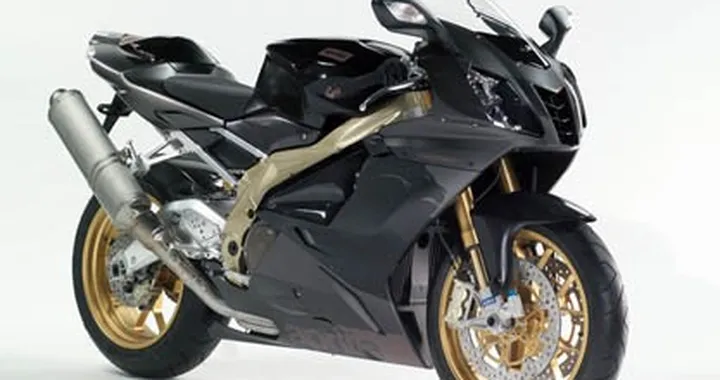 Presentazione ufficiale RSV 1000 R - Factory, Live dal circuito di Losail in Qatar