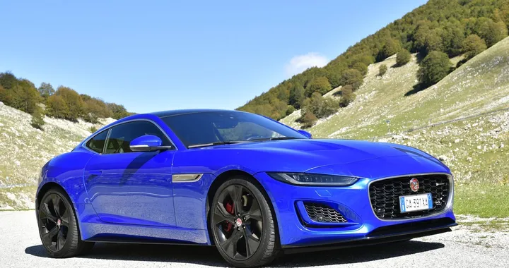 Jaguar F-Type 2.0 R-Dynamic: la prova su strada