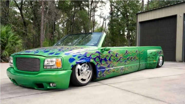 Un pick-up Chevrolet diventa una cabriolet a 7 posti
