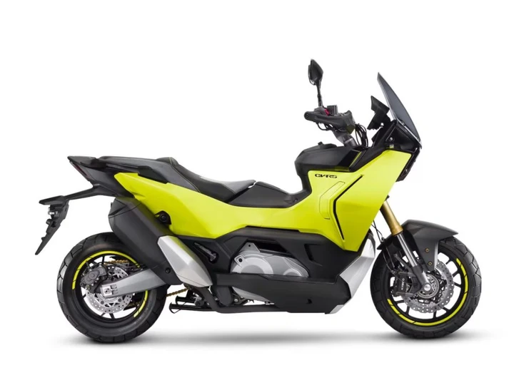 Kymco CV-X45: il nuovo scooter adventure da 427 cc sfida Honda X-ADV