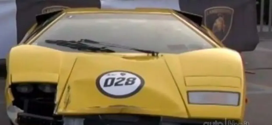 Incidente Lamborghini Countach al Grande Giro Lamborghini