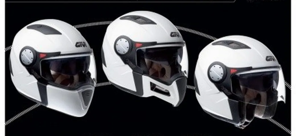 Givi XPS X01 in abito bianco