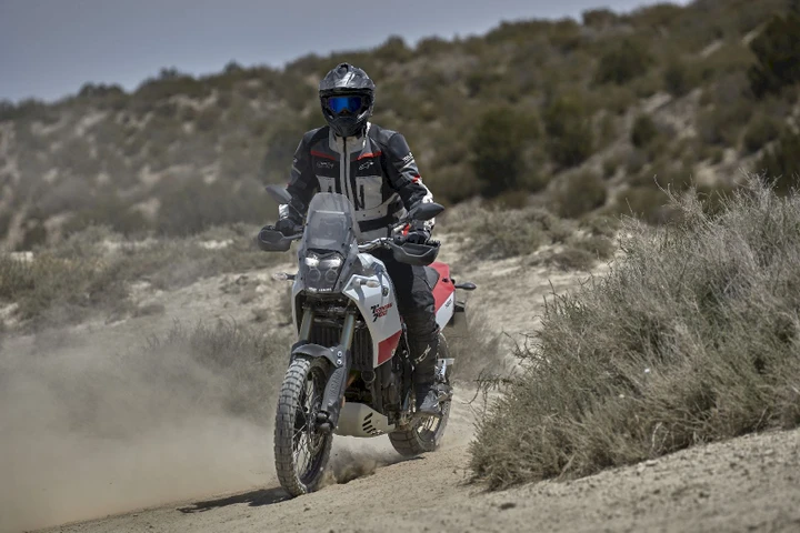 Yamaha Ténéré 700: primo contatto