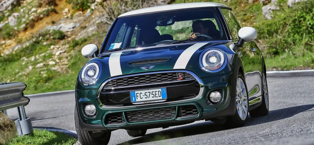 MINI Cooper S 2016: il video test