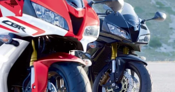 Honda 2012: nuovi colori per CBR600RR C-ABS, VT750C e VT750C Shadow