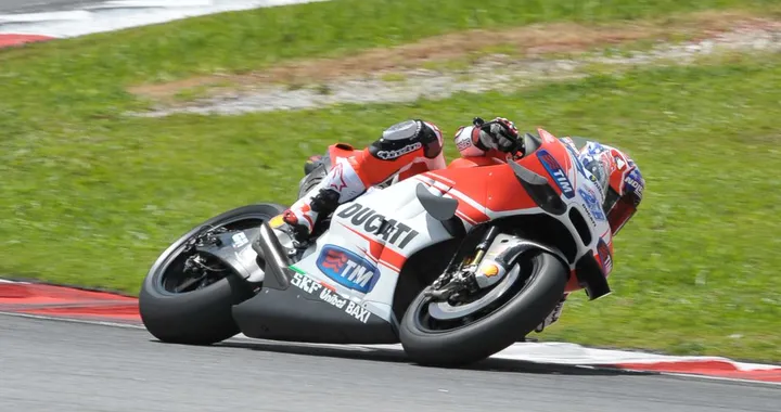 MotoGP Sepang, il “peso” del primo test di Stoner-Ducati. E da lunedì, tutti in pista!