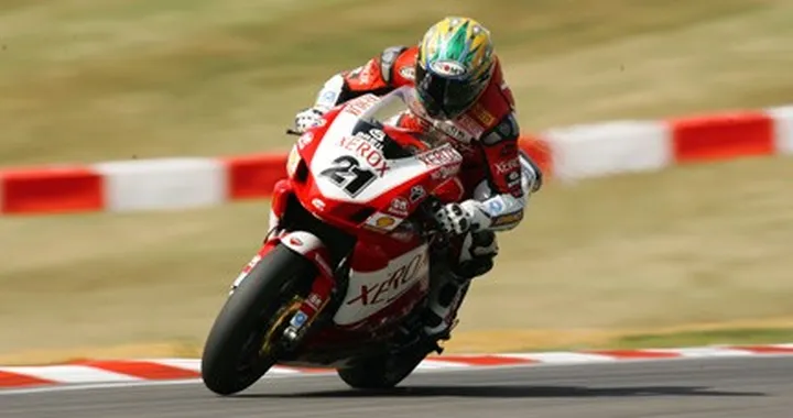 Bayliss in Ducati per altri due anni