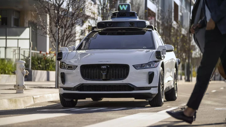 Waymo: auto a guida autonoma investe e uccide un cane in un 'incidente inevitabile'