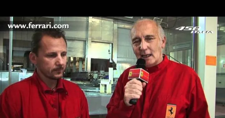 Video Ferrari 458 Italia: verniciatura