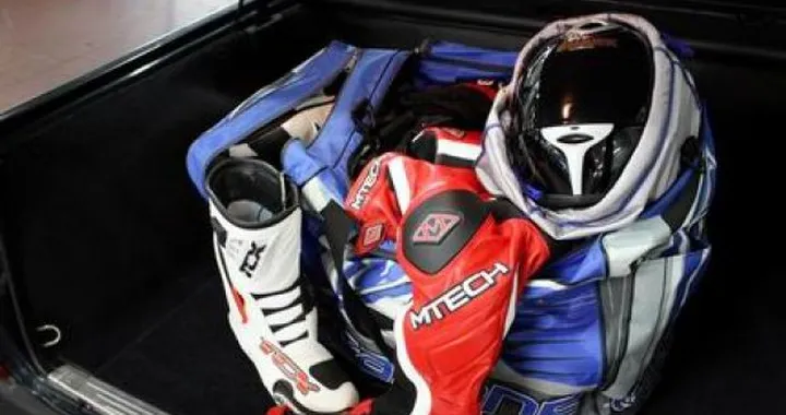 Aprilia RSV4 Press Test: è tutto pronto!