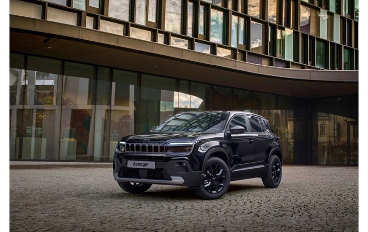 Nuova Jeep Avenger Black Edition, in promo a 26.200 euro