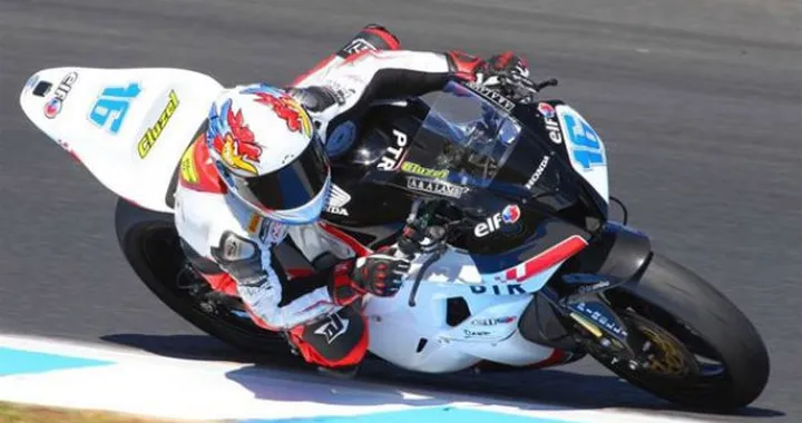Supersport: Cluzel precede Lowes nelle libere. 5° Sofuoglu, 7° Roccoli