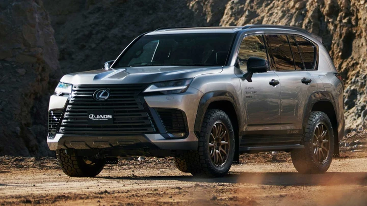Lexus LX 600 Offroad by Jaos, svelata al Salone di Tokyo
