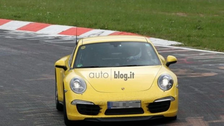 Foto spia Porsche 911 Carrera 4S