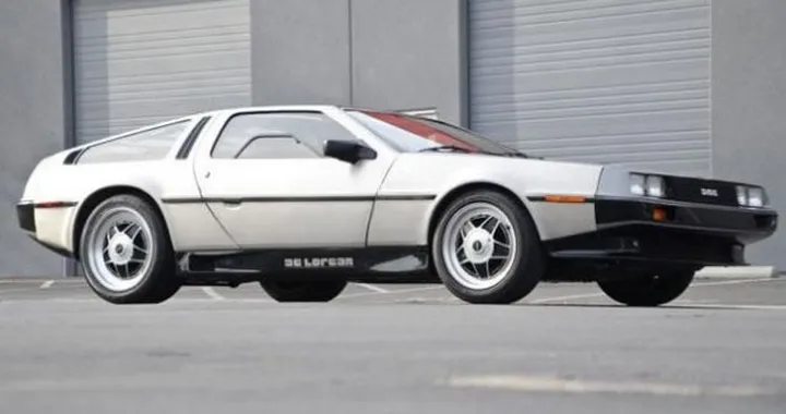 DeLorean: in vendita una DMC-12 con motore biturbo da 578 CV