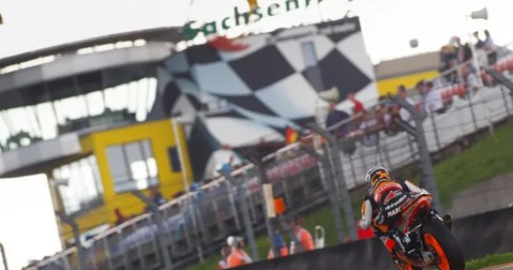 Moto2, Sachsenring: Vittoria di Marquez. Tutte le immagini