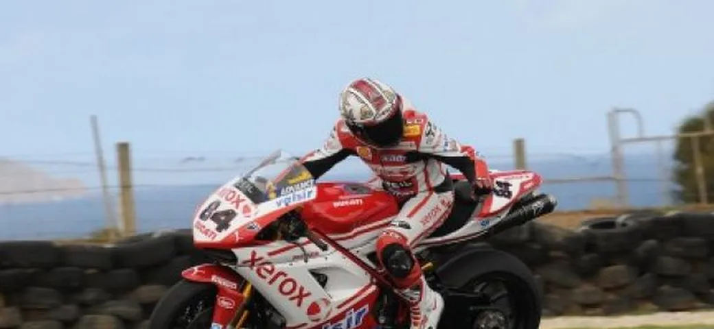 WSBK, Ducati sorride: Fabrizio, 