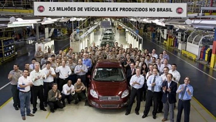 Fiat: due milioni e mezzo di veicoli Flex prodotti in Brasile