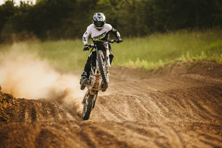 Nuova Triumph TF 250-X 2027: cosa cambia sulla motocross