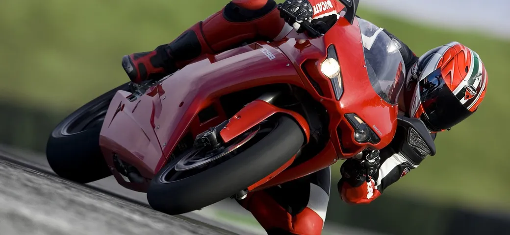 Ducati 1098: la moto del giorno #motoblogapproved