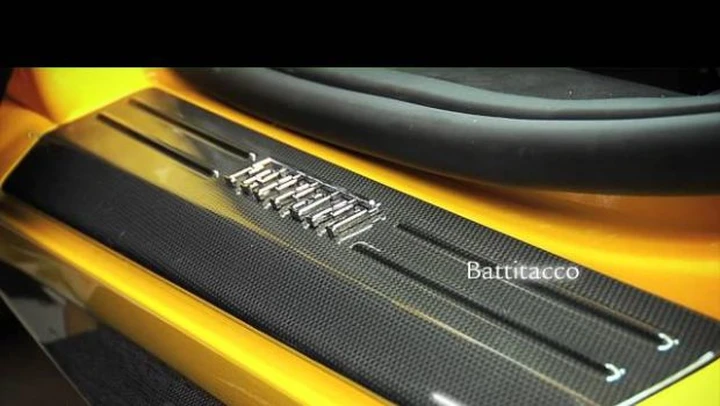 Video: Ferrari ed il programma per la personalizzazione della 458 Italia