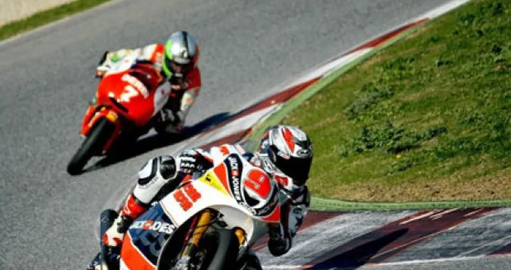 125 e Moto2: Noyes il più veloce in una giornata primaverile