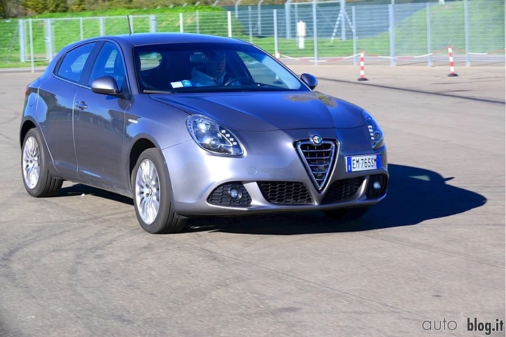 Alfa Romeo Giulietta 1.4 Turbo GPL: prova consumi 2600 chilometri