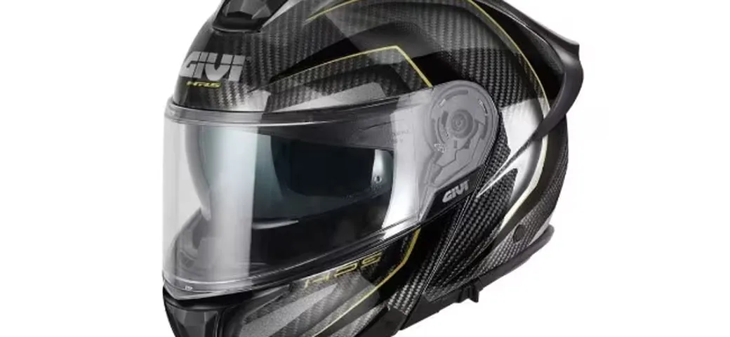 GIVI X50: IL casco modulare in carbonio che rivoluziona il comfort e la sicurezza