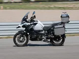 BMW R 1200 GS a guida autonoma: eccola in azione (VIDEO)
