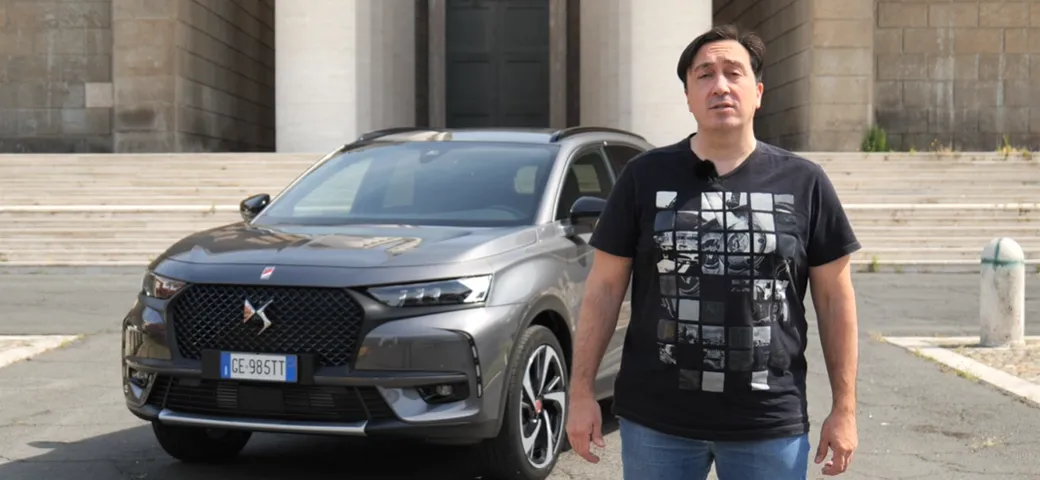 DS7 Crossback PureTech 225 Performance Line+ in prova