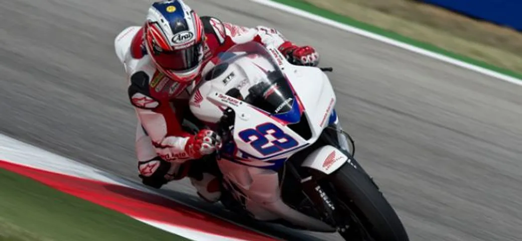 Supersport, Aragon: Parkes il più veloce nelle libere, Lowes 1° in qualifica