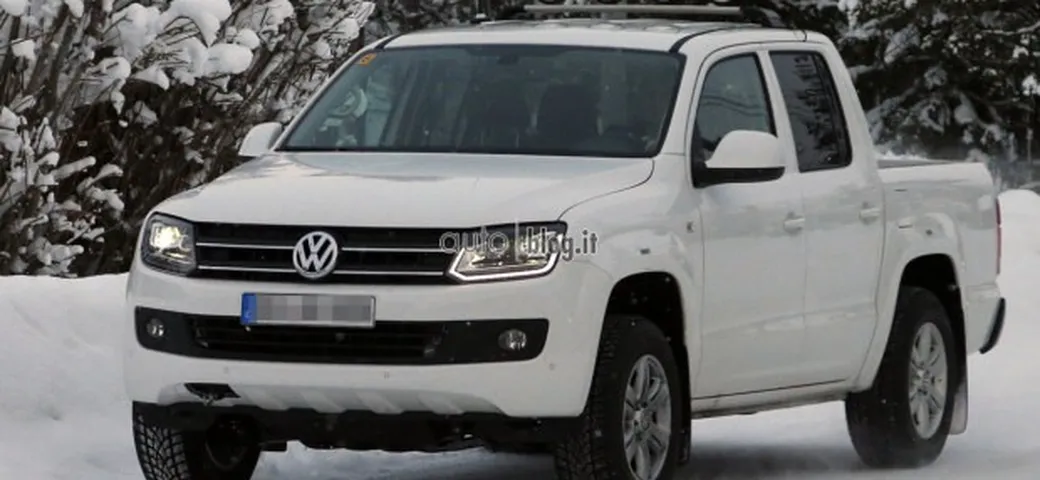 Volkswagen Amarok: foto spia sulla neve
