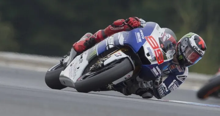 Lorenzo: "Marquez è in testa perché non si è mai infortunato". Rossi "Daremo il massimo"