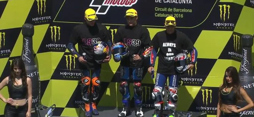 La Moto3 onora Luis Salom. Vittoria di Navarro davanti al “solito” Binder. Bastianini torna sul podio  bruciando Fenati e Bulega