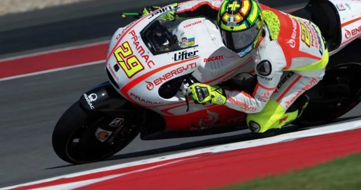 Iannone: "Sento la moto scivolare, non sono sicuro"