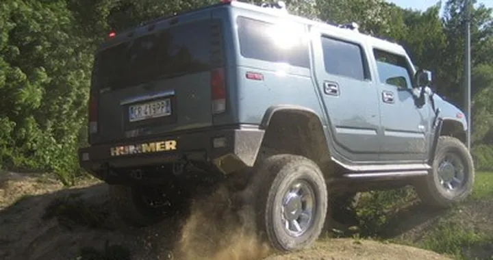 Prova Hummer H2: vero fuoristrada