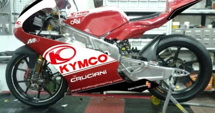 Moto 3, in pista la nuova moto del Kimco Oral Cruciani Team con Di Giannantonio e Valtulini