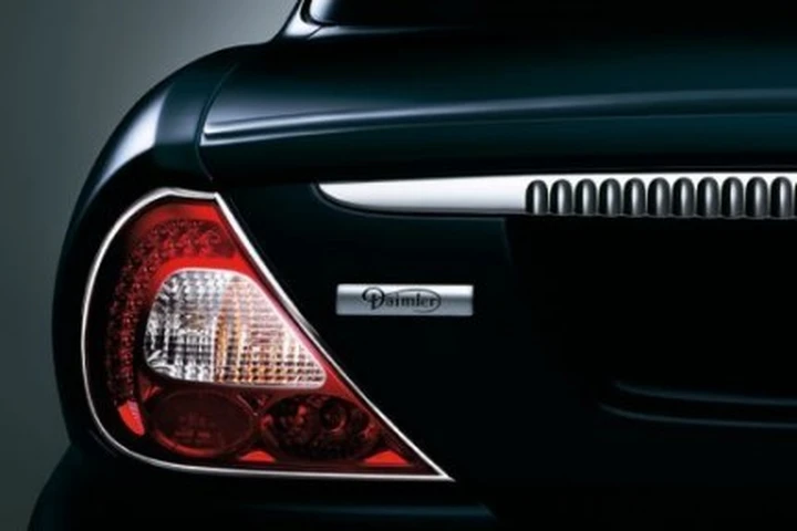Daimler diventerà una nuova rivale di Rolls-Royce?