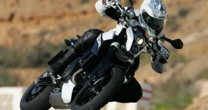 KTM Duke 690