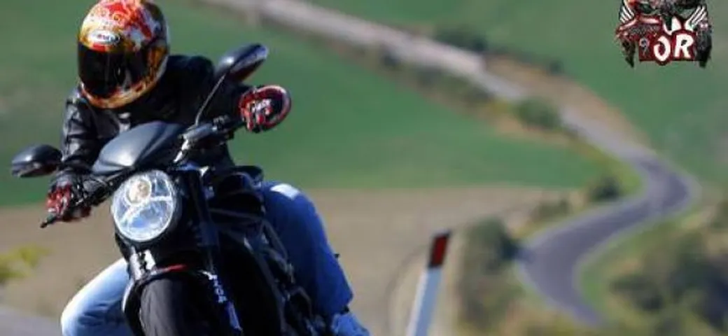 MV Agusta Brutale 1090RR onboard video