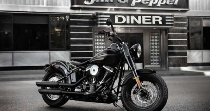 Harley Davidson Sportster 72 e Softail Slim 2012