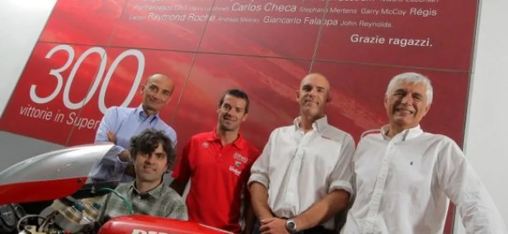 Checa in Ducati per festeggiare  300 vittorie in SBK