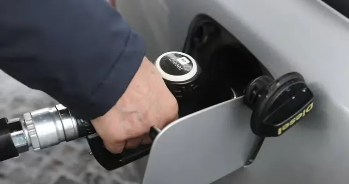 Sequestrati 34mila litri di gasolio alterato: accade a Milano