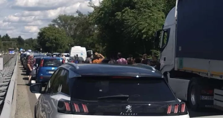 Auto contromano sulla tangenziale: nuovo tragico incidente mortale