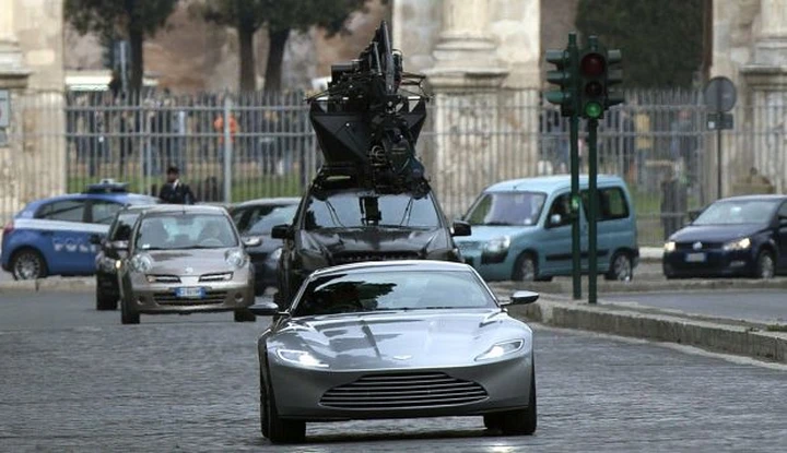 James Bond: in Spectre distrutte auto per 32,5 milioni [Video]