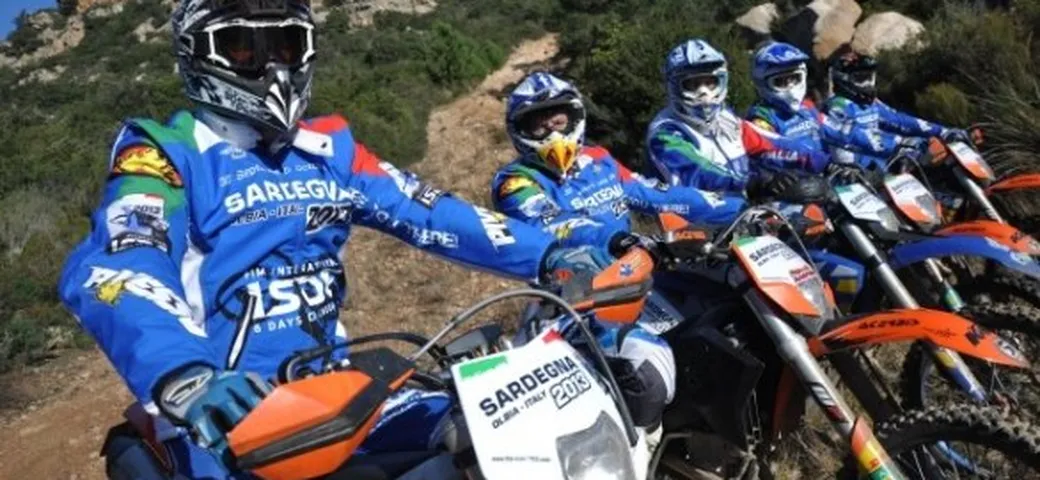 ISDE 2013: oggi la cerimonia d'apertura. Lunedì si aprono le danze!