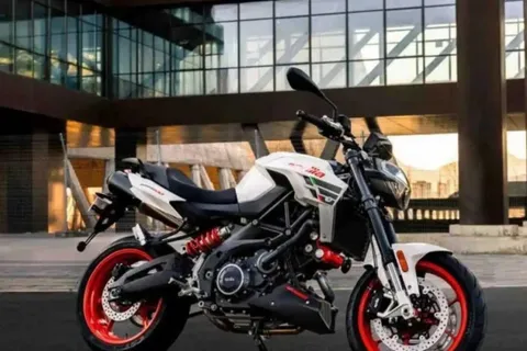 Il ritorno dell Aprilia Shiver 900 solo per il mercato cinese