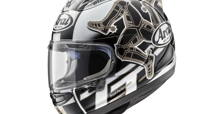 Casco Arai RX-7V IOMTT 2017: omaggio al Tourist Trophy