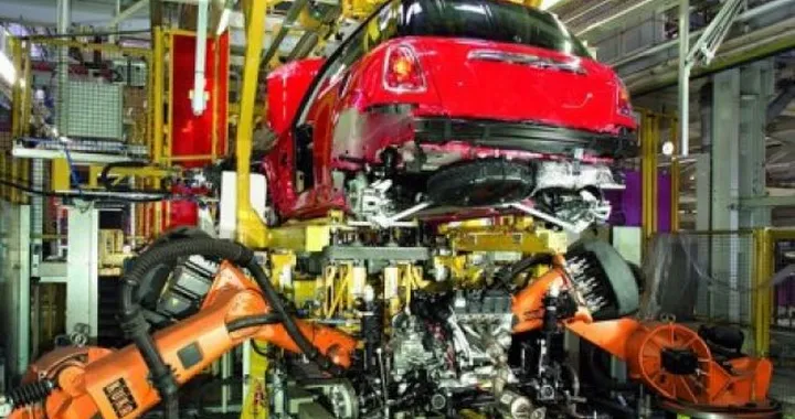 Mini: BMW trasferirà parte della produzione in Germania